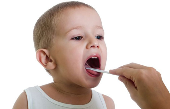 cocuklarda-bogaz-agrisi